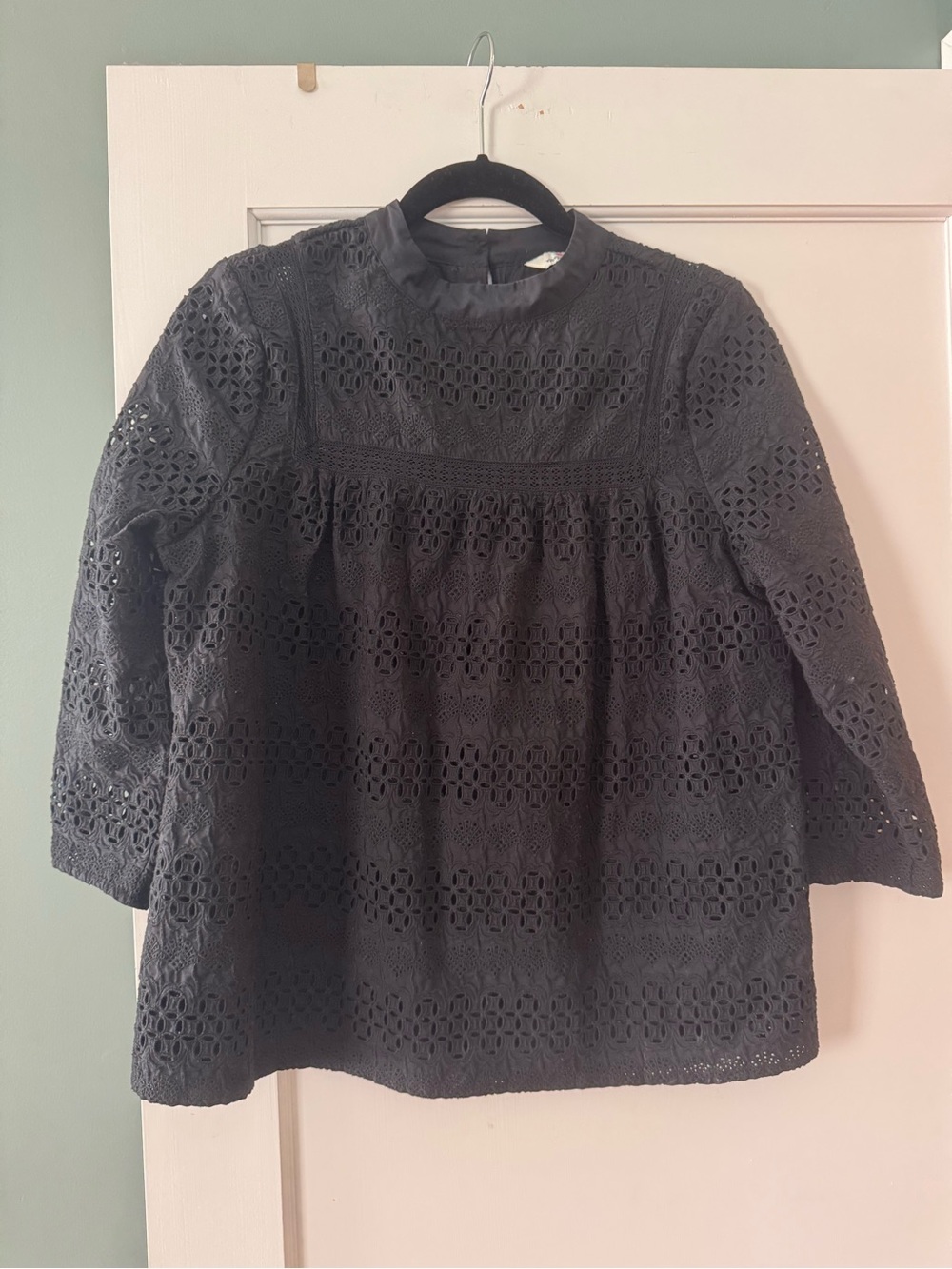 Vineyard Vines Black Eyelet Lace Tunic Top
